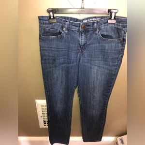 GAP  straight legged jeans size 8 with stretch